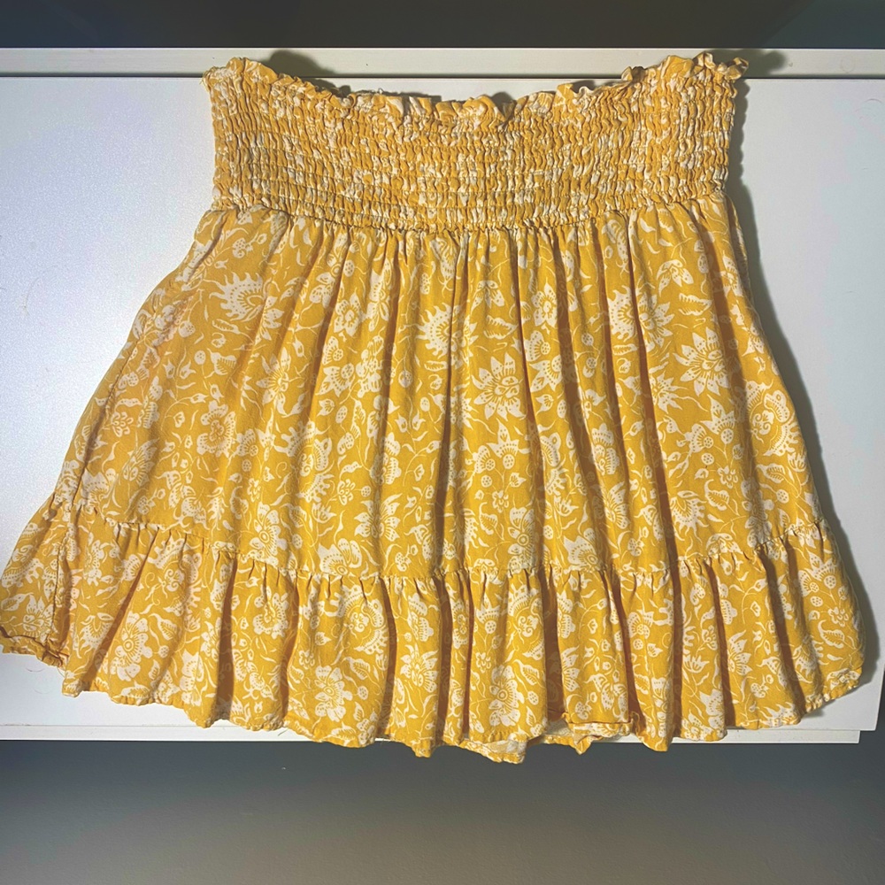 ~Cupcake and Cashmere Skirt Size:S💛